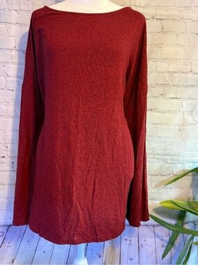 Harlowe & Graham berry red knit top